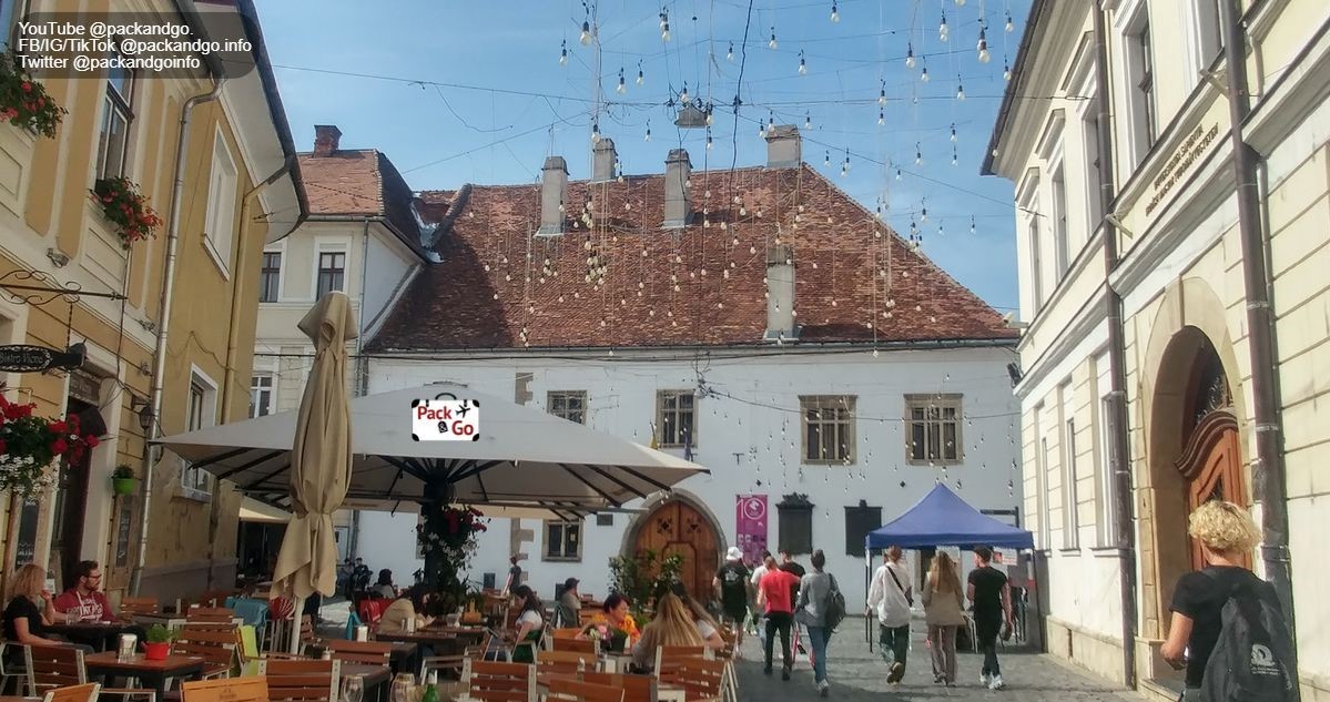 Museum Square (Piaţă Muzeului), Cluj. 