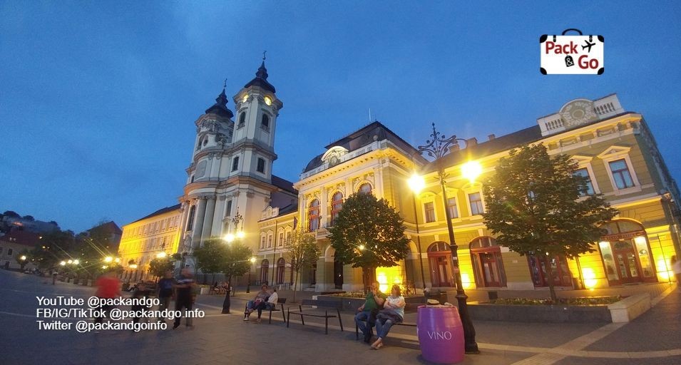 Dobo Istvan Square, Eger, Hungary